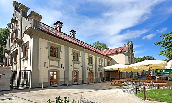 Únětický pivovar — Pivovarská restaurace